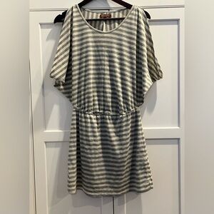 Hive&Honey women mini dress striped size XS grey